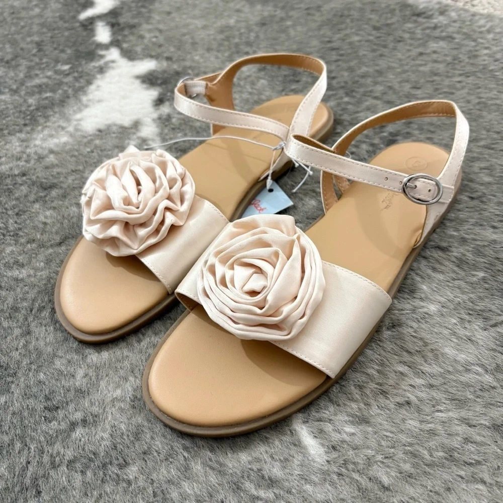 NWT Cat & Jack Rosette Sandals - Picture 2 of 10